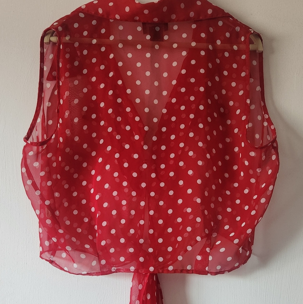 Red Chiffon Sleeveless Blouse with White Polka Dots - Size Med. Tie in the Front - Picture 5 of 13